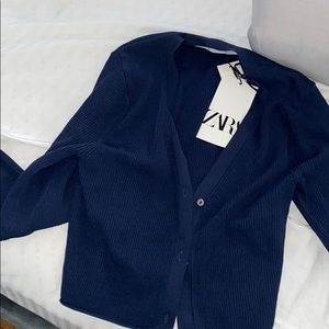 cardigan new w tags size large but runs small